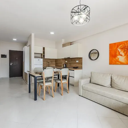 Ivory Rose * Влёра