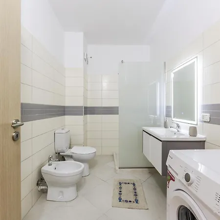 Apartment Ivory Rose